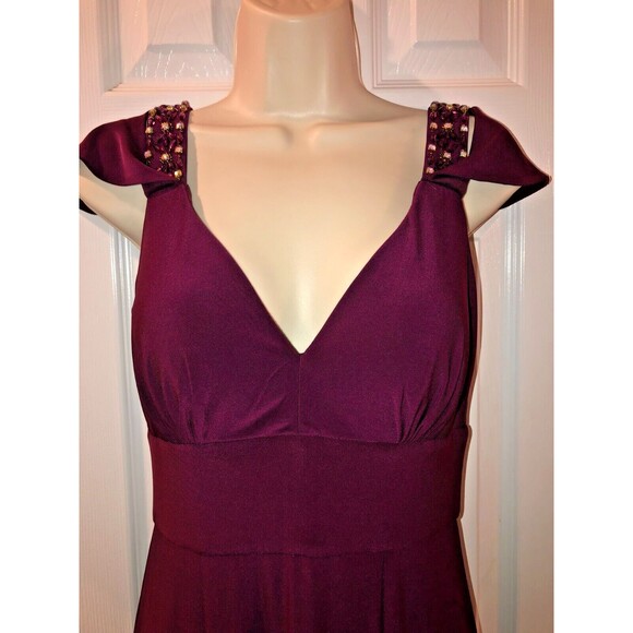 NWT! Betsy & Adam Jeweled Wine Color Size 4 Formal Gown Peek A Boo Sleeve - Picture 13 of 15